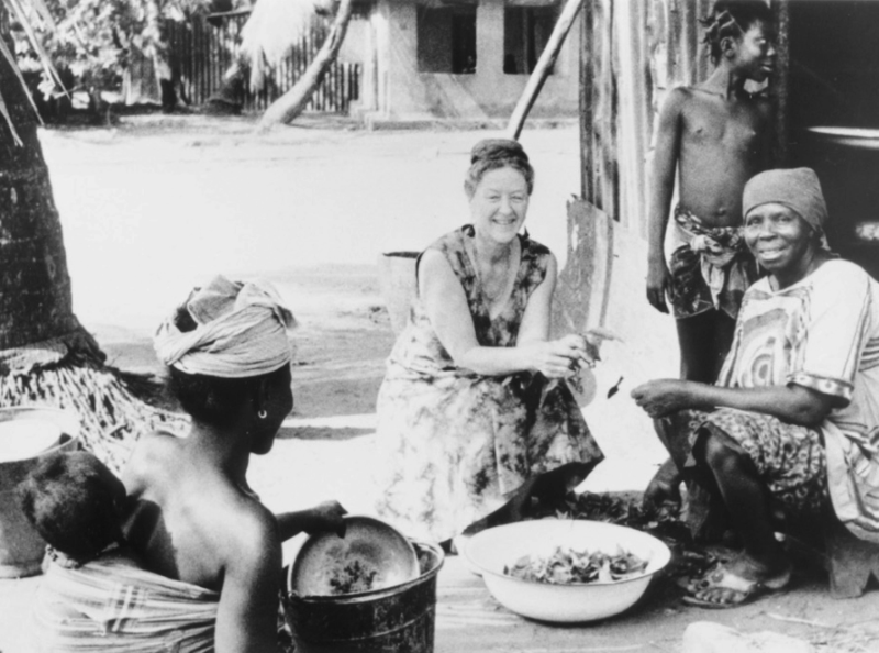 Ruhiyyih Khanum visiting Gbendembou village, Sierra Leon, September 1971